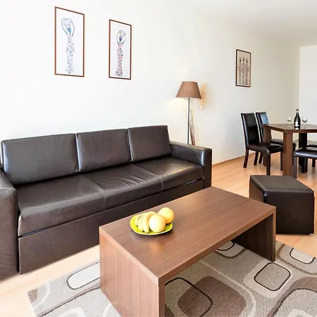 Charming 1 Bedroom ساني بيتش