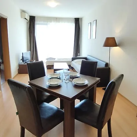 Charming 1 Bedroom アパート