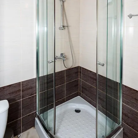 Charming 1 Bedroom شقة